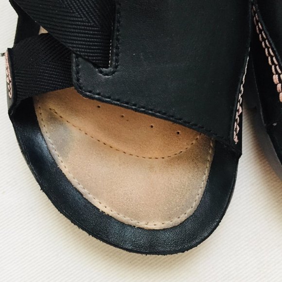 Clarks Trigenic Black Leather Tri Clover Comfort Strappy Sandals Size 6 - Picture 11 of 12